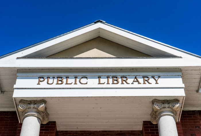 10. Sınıf İngilizce Dikey Yayınları Ders Kitabı Cevapları