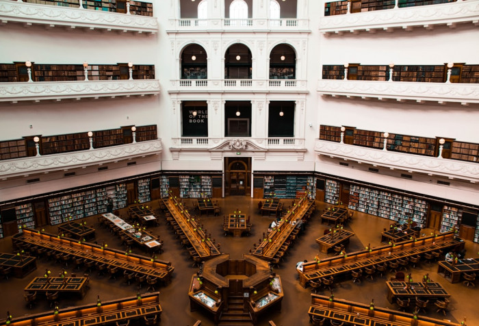 10. Sınıf İngilizce Ders Kitabı MEB Yayınları